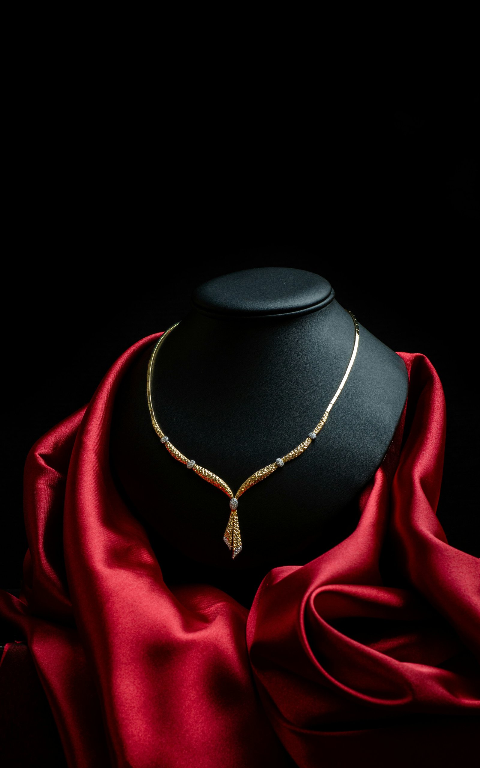 Modern Necklace Design